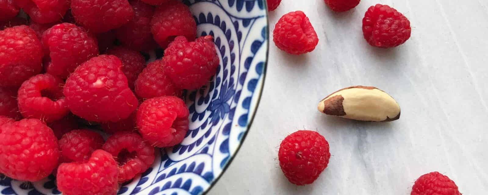 CARE Snack: Raspberries with Brazil Nuts